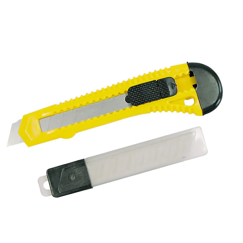 Set Cutter Plastic cu Buton Blocare cu 10 Lame - 18MM